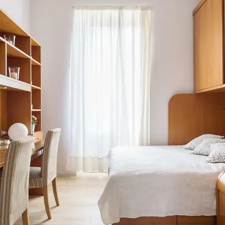 Chiarilu Near The Center Politecnico Fair And Life 米兰